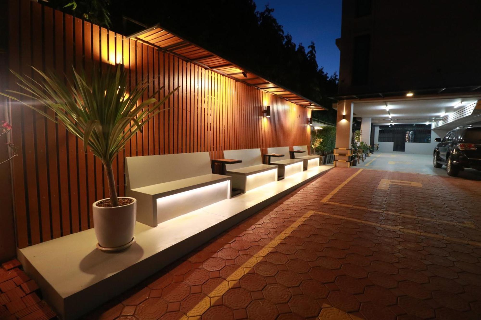 Siri Hotel Vientiane Eksteriør billede